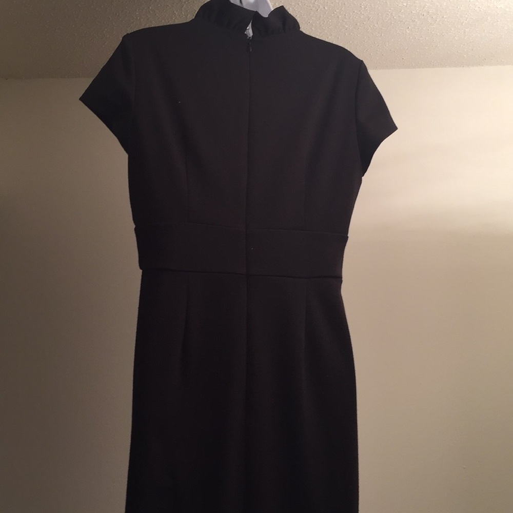 Jessica Howard 👗 - Picture 2 of 8